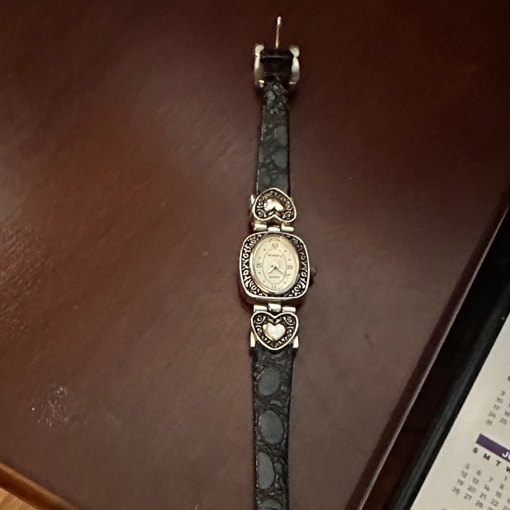 Chic Black and Silver Heart Women's Watch